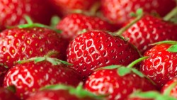 Strawberries Wp 01
